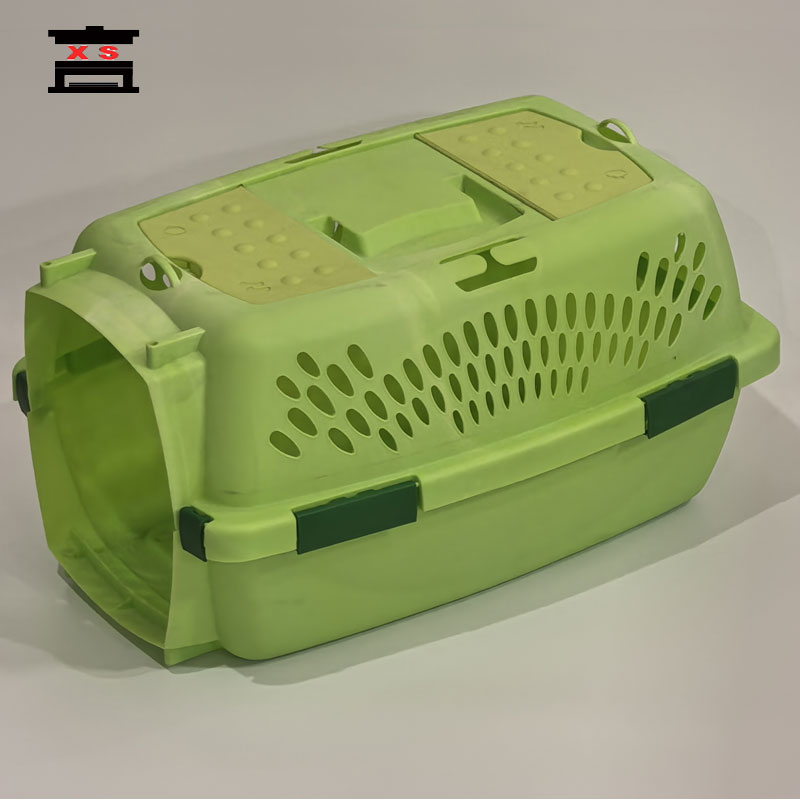 pet carrier mould
